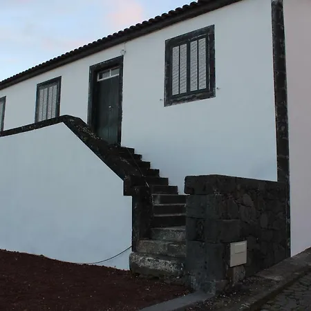 Cerca Dos Frades Apartment